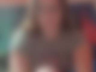 Lona Pounder's Live Sex Cam Show