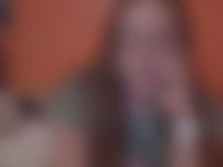 Show de cam en vivo con Lona Pounder - Tease en Camsoda