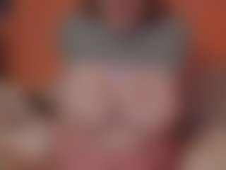 Lona Pounder's Live Sex Cam Show