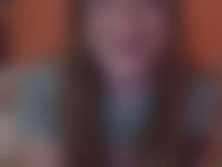 Lona Pounder's Live Sex Cam Show