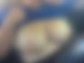 Lona Pounder's Live Sex Cam Show