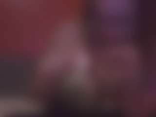 Live cam show with Lona Pounder - Big Tits MILF on Camsoda
