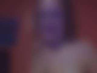 Lona Pounder's Live Sex Cam Show