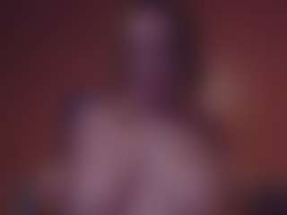 Lona Pounder's Live Sex Cam Show