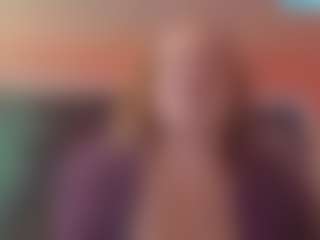 Lona Pounder's Live Sex Cam Show