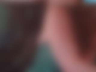 Lona Pounder's Live Sex Cam Show