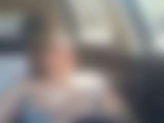 Lona Pounder's Live Sex Cam Show