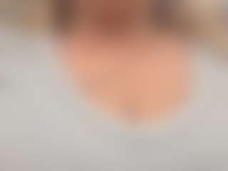 Lona Pounder's Live Sex Cam Show