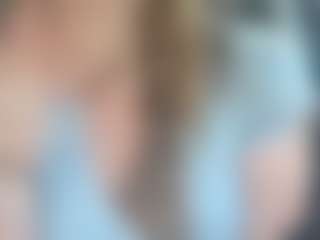 Lona Pounder's Live Sex Cam Show
