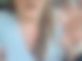 Lona Pounder's Live Sex Cam Show