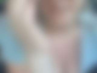 Lona Pounder's Live Sex Cam Show