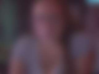 Lona Pounder's Live Sex Cam Show
