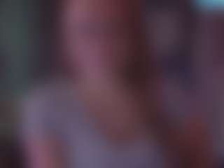 Lona Pounder's Live Sex Cam Show