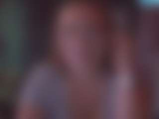 Lona Pounder's Live Sex Cam Show
