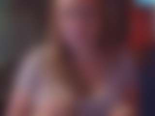 Lona Pounder's Live Sex Cam Show