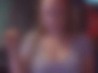 Lona Pounder's Live Sex Cam Show