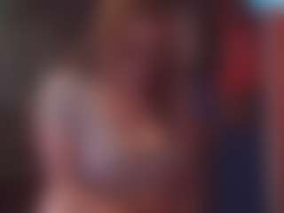 Lona Pounder's Live Sex Cam Show