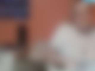 Lona Pounder's Live Sex Cam Show