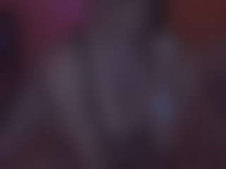 Lona Pounder's Live Sex Cam Show