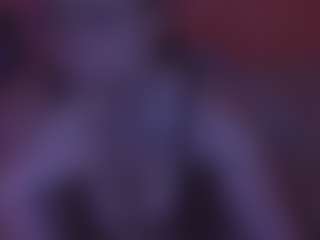 Lona Pounder's Live Sex Cam Show