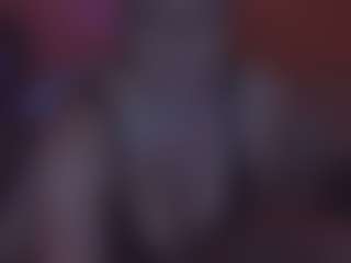 Lona Pounder's Live Sex Cam Show