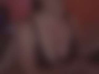 Lona Pounder's Live Sex Cam Show