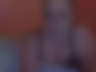 Lona Pounder's Live Sex Cam Show