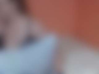 Lona Pounder's Live Sex Cam Show