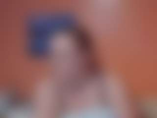 Lona Pounder's Live Sex Cam Show