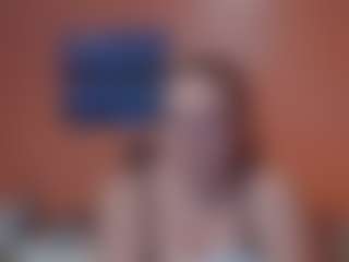 Lona Pounder's Live Sex Cam Show