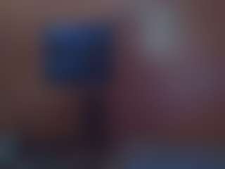 Lona Pounder's Live Sex Cam Show