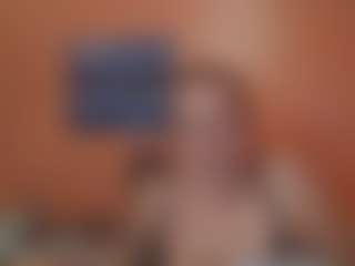 Lona Pounder's Live Sex Cam Show