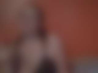 Lona Pounder's Live Sex Cam Show