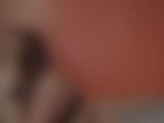 Lona Pounder's Live Sex Cam Show