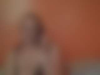 Lona Pounder's Live Sex Cam Show