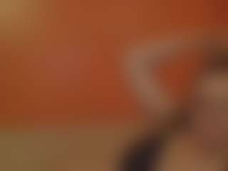 Lona Pounder's Live Sex Cam Show