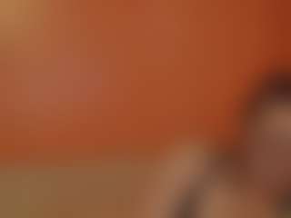 Lona Pounder's Live Sex Cam Show