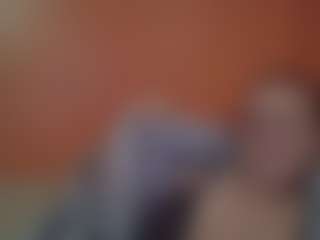 Lona Pounder's Live Sex Cam Show