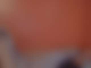 Lona Pounder's Live Sex Cam Show