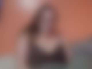 Lona Pounder's Live Sex Cam Show