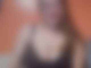 Lona Pounder's Live Sex Cam Show