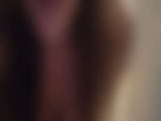 Lona Pounder's Live Sex Cam Show