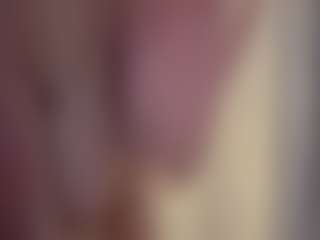 Lona Pounder's Live Sex Cam Show