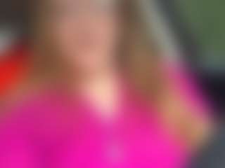 Lona Pounder's Live Sex Cam Show