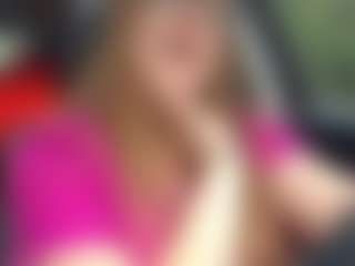 Lona Pounder's Live Sex Cam Show
