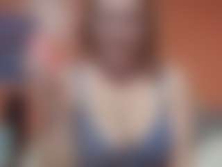 Lona Pounder's Live Sex Cam Show