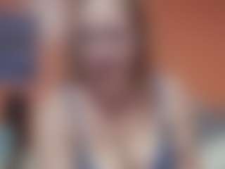 Lona Pounder's Live Sex Cam Show