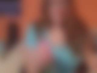 Lona Pounder's Live Sex Cam Show