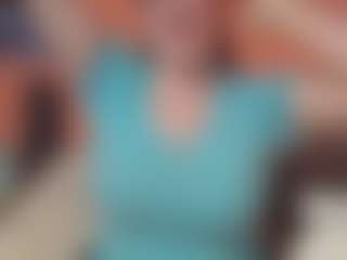 Lona Pounder's Live Sex Cam Show