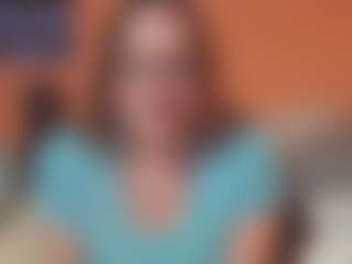 Lona Pounder's Live Sex Cam Show